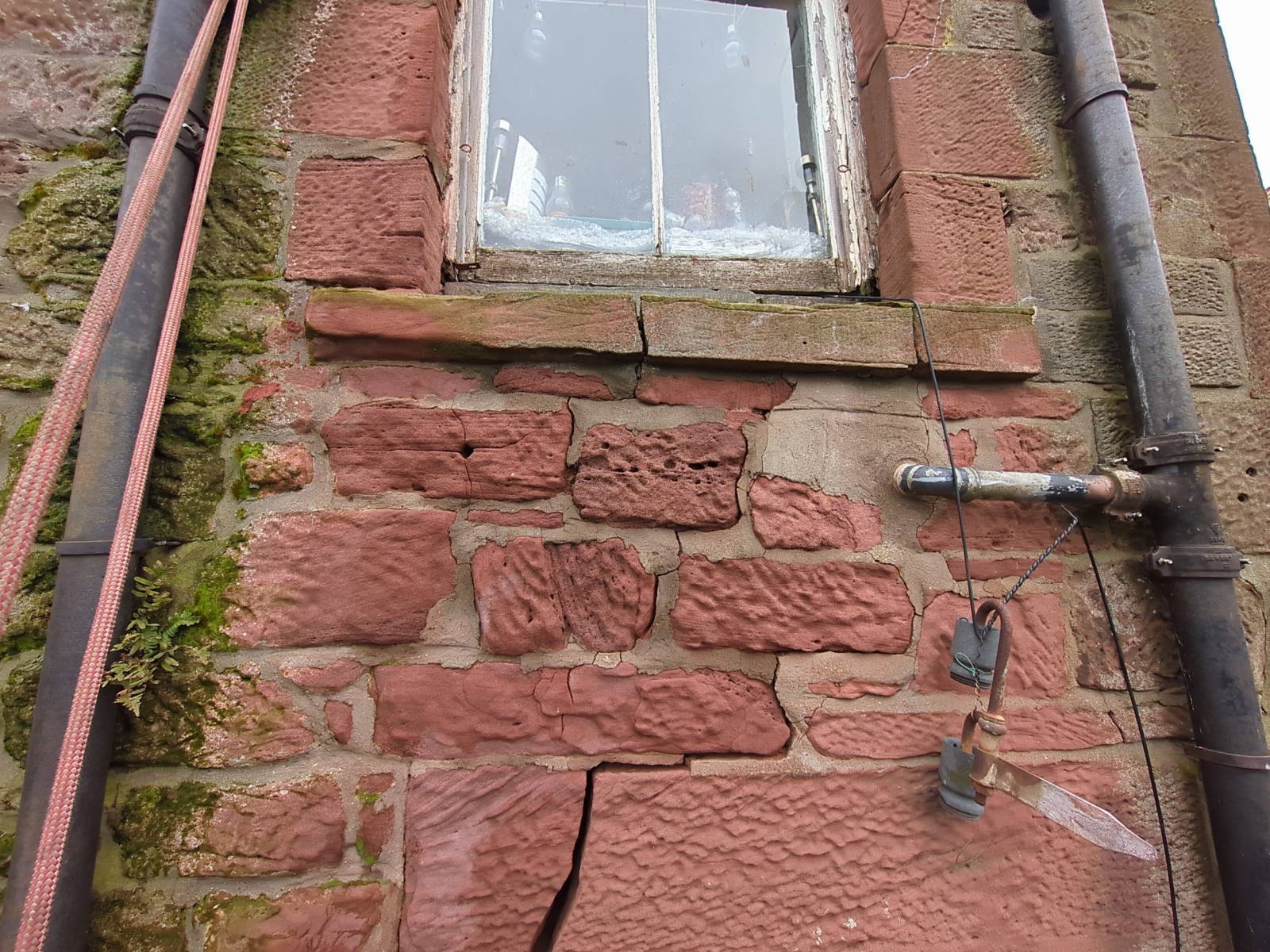 lintel-stabilisation-and-lime-pointing_001