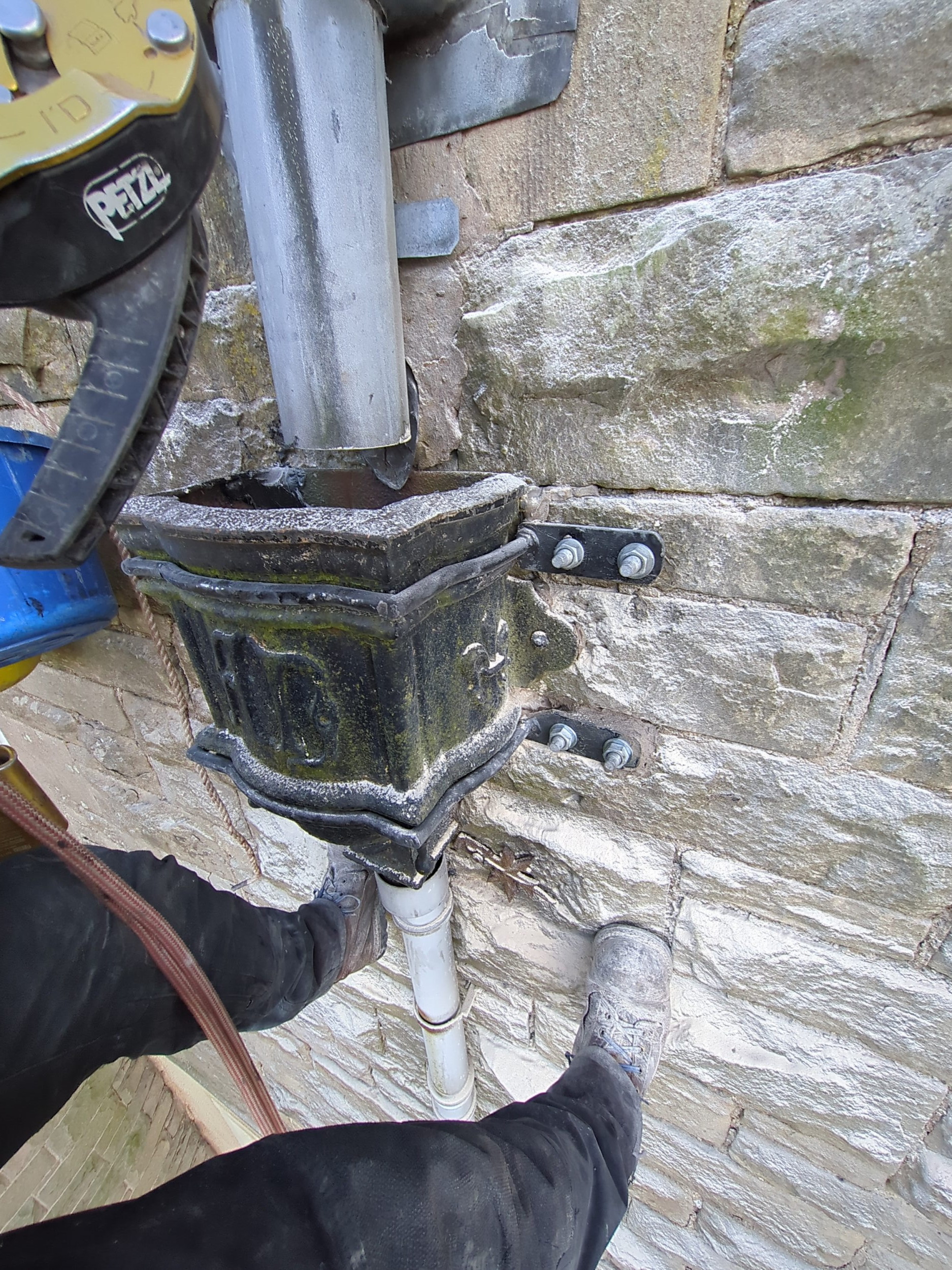 Cast iron hopper repair / stabilisation